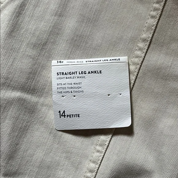 J. Jill High-Rise Straight Leg Jeans in Barley - Picture 5 of 5